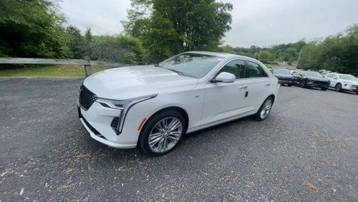 2025 Cadillac CT4 Premium Luxury RWD