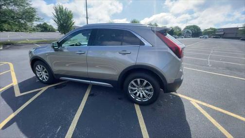 2022 Cadillac XT4 Premium Luxury