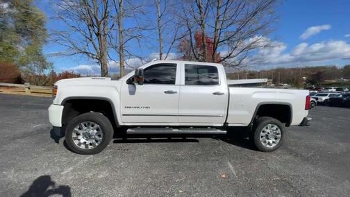 2018 GMC Sierra 2500 Denali