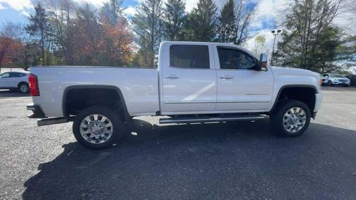 2018 GMC Sierra 2500 Denali