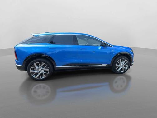 Coastal Blue Metallic 2027 Cadillac OPTIQ Premium Luxury