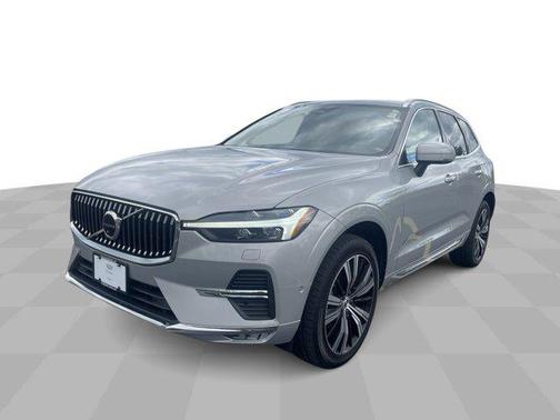 2022 Volvo XC60 B5 Inscription