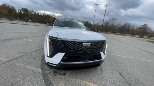 2025 Cadillac Escalade IQ Sport 2