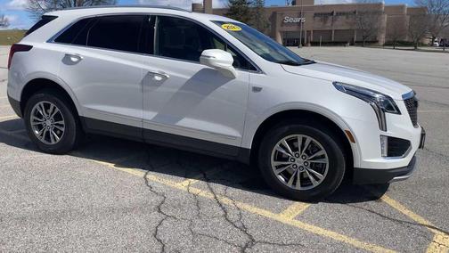 2023 Cadillac XT5 Premium Luxury