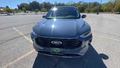2024 Ford Escape ST-Line Select