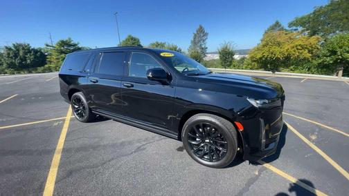 2022 Cadillac Escalade ESV Sport