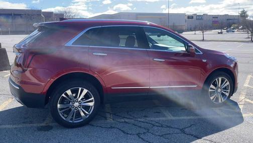 2024 Cadillac XT5 Premium Luxury