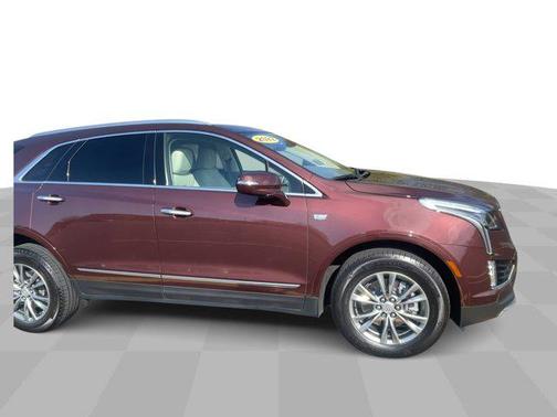 2022 Cadillac XT5 Premium Luxury