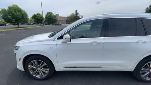 2022 Cadillac XT6 Premium Luxury AWD