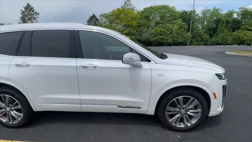 2022 Cadillac XT6 Premium Luxury AWD