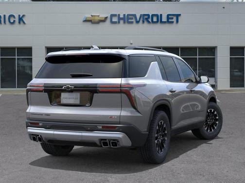 Sterling Gray Metallic 2026 Chevrolet Traverse Z71