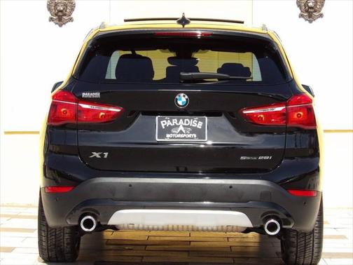2022 BMW X1 sDrive28i