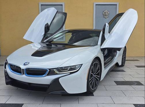 White 2019 BMW i8 Base AWD 2dr Coupe