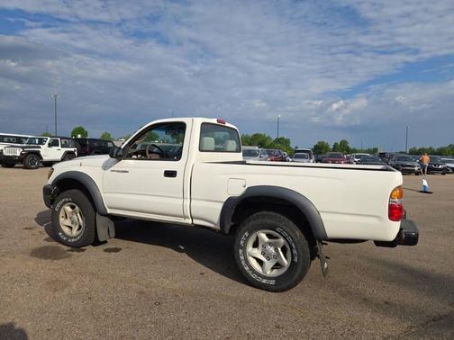 Super White 2002 Toyota Tacoma Base