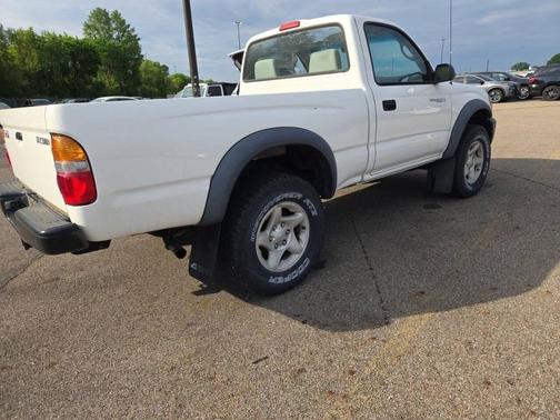 Super White 2002 Toyota Tacoma Base
