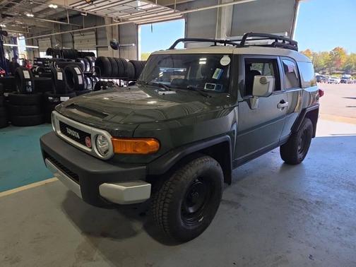 2014 Toyota FJ Cruiser Base