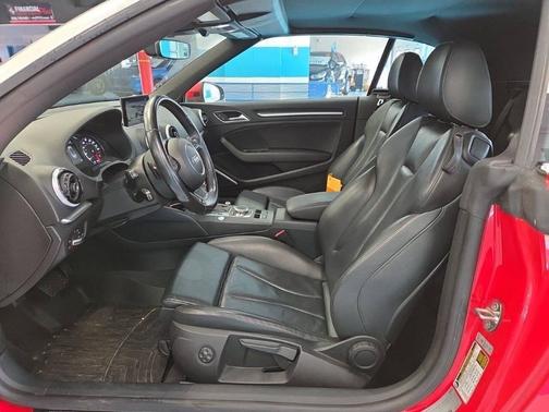 Brilliant Red/Black Roof 2016 Audi A3 2.0T Premium