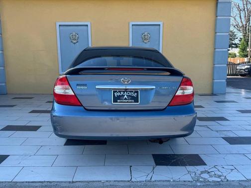 2004 Toyota Camry XLE