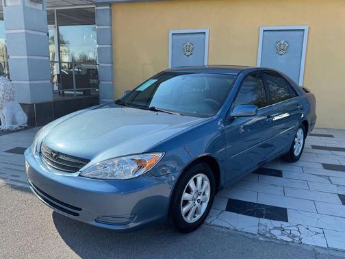 2004 Toyota Camry XLE