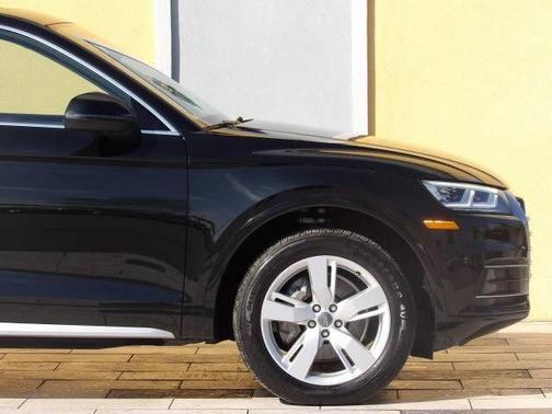 2019 Audi Q5 2.0T Premium Plus
