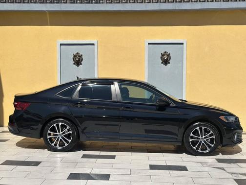 2023 Volkswagen Jetta 1.5T Sport