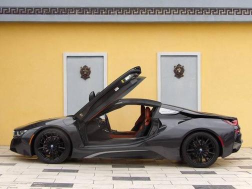 2019 BMW i8 Base AWD 2dr Roadster