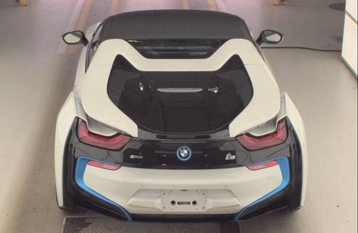 White 2019 BMW i8 Base AWD 2dr Roadster