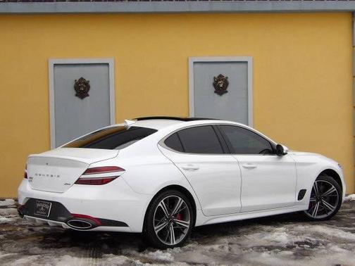 2024 Genesis G70 2.5T AWD