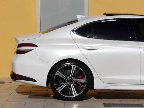 2024 Genesis G70 2.5T AWD