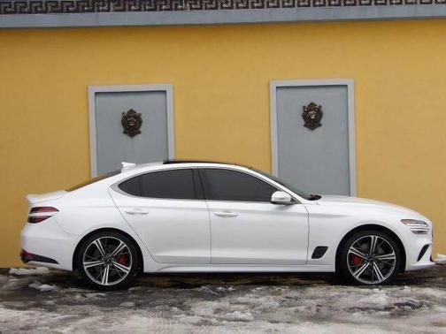 2024 Genesis G70 2.5T AWD