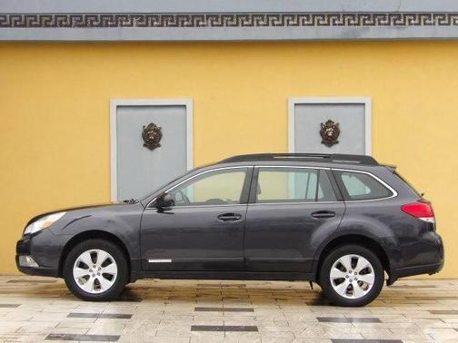 Graphite Grey Metallic 2012 Subaru Outback 2.5i