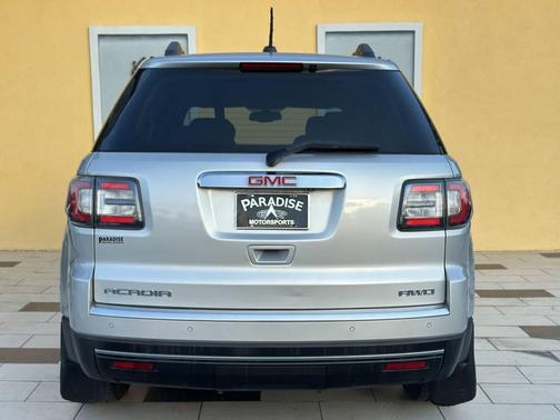 2016 GMC Acadia SLE-2