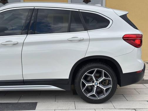 2018 BMW X1 xDrive28i
