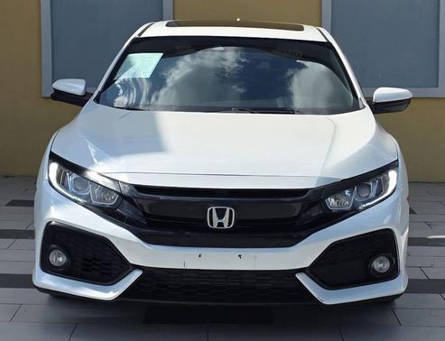 White 2019 Honda Civic EX