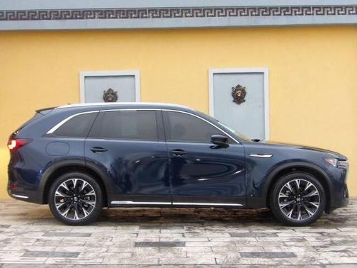 2024 Mazda CX-90 PHEV Premium