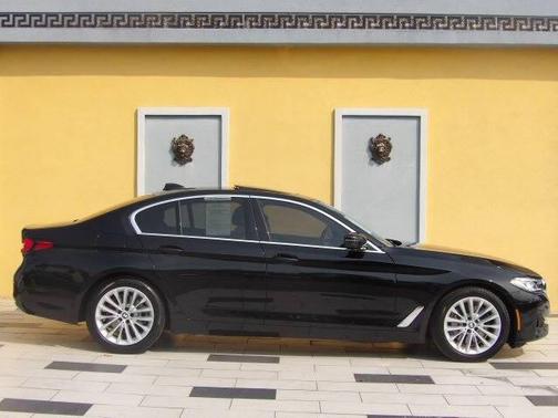 2022 BMW 530 i xDrive