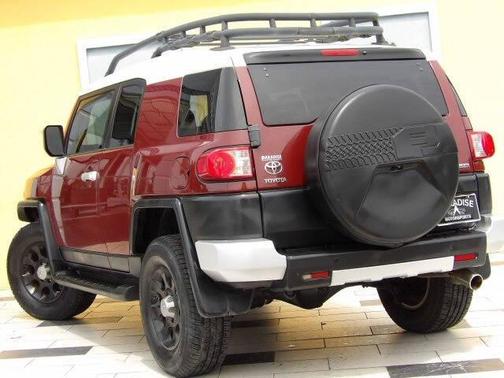 2011 Toyota FJ Cruiser Base