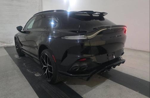 2025 Aston Martin DBX 707