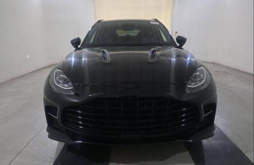 2025 Aston Martin DBX 707