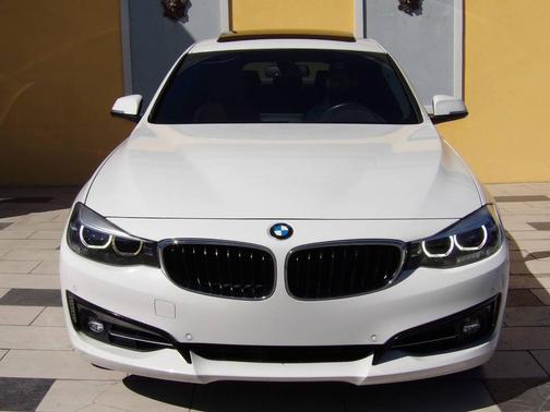 2018 BMW 330 Gran Turismo xDrive