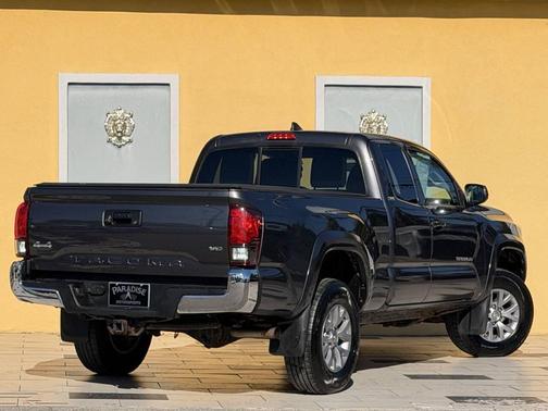 Magnetic Gray Metallic 2019 Toyota Tacoma SR5