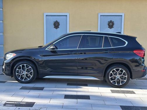 2021 BMW X1 xDrive28i