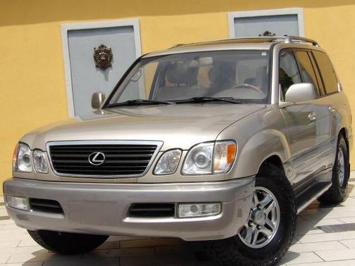 2001 Lexus LX 470 Base