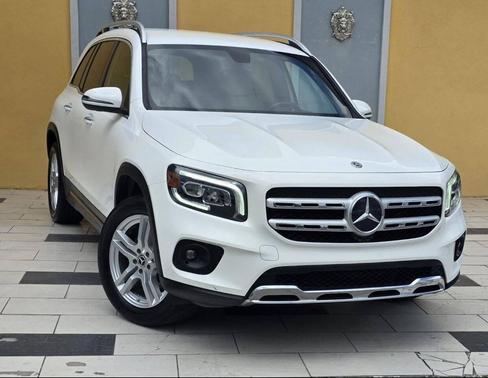 White 2020 Mercedes-Benz GLB 250 Base
