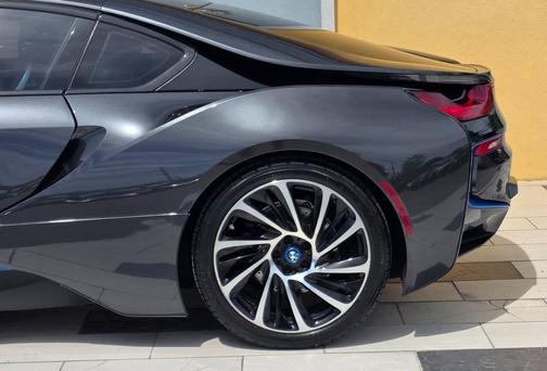 2015 BMW i8 Base AWD 2dr Coupe