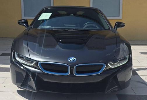 Sophisto Gray Metallic w/Frozen Gray Accent 2019 BMW i8 Base AWD 2dr Roadster