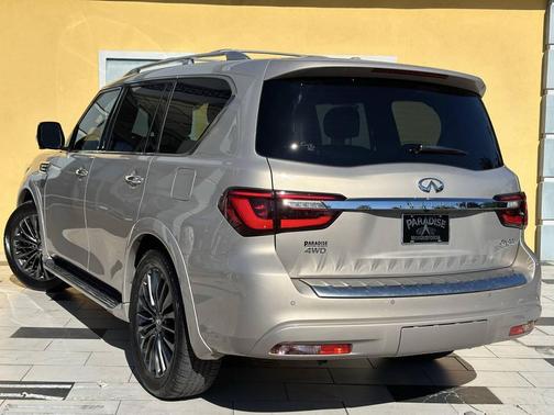 2023 INFINITI QX80 SENSORY AWD