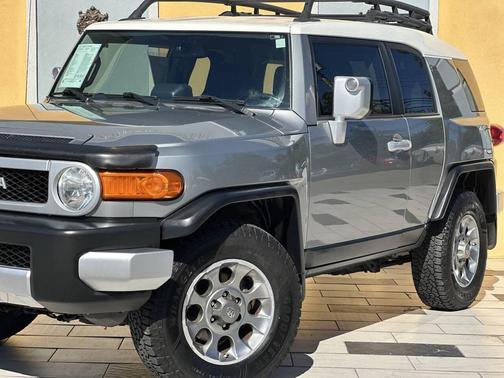 2011 Toyota FJ Cruiser Base