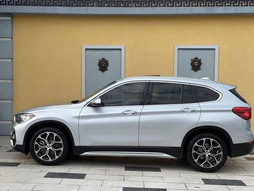 2021 BMW X1 xDrive28i