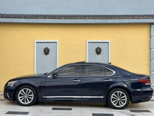 2013 Lexus LS 460 Base
